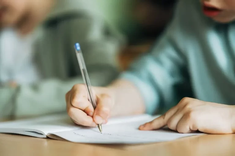 Awesome Guide on How to Write an Essay Introduction